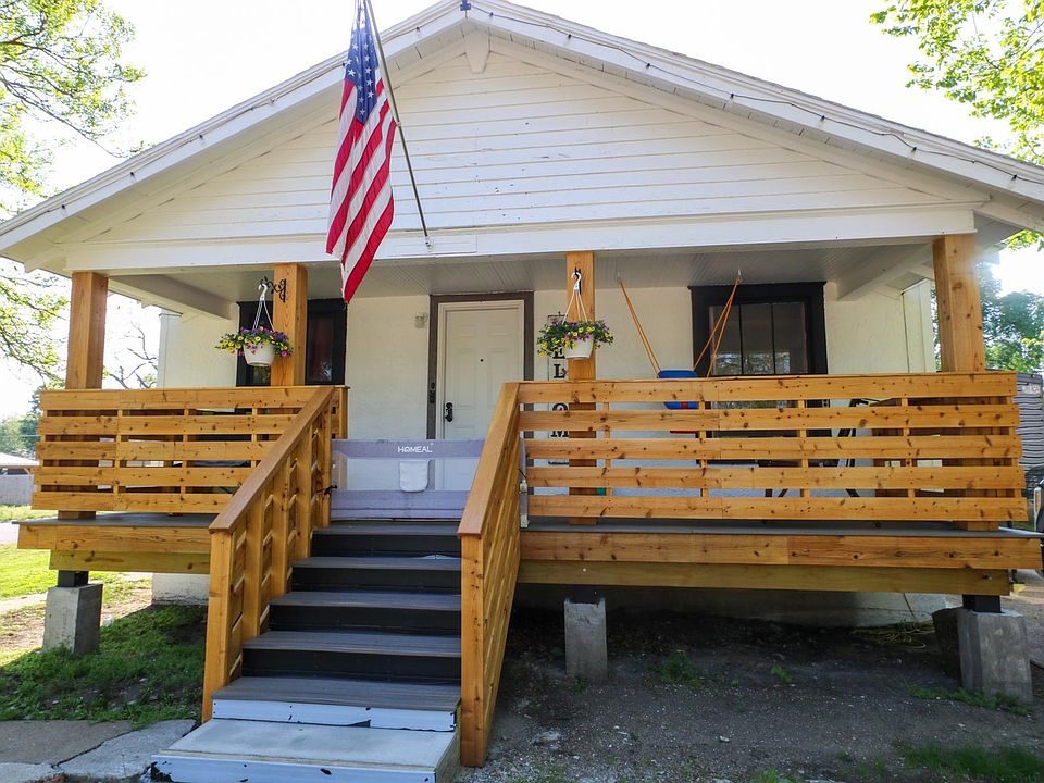 1st image of 225 S Union St