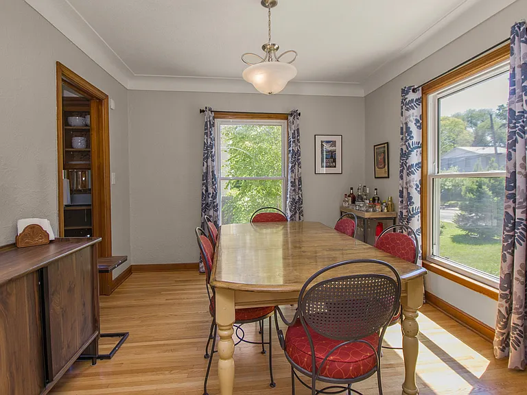 412 Bircher Ave — Photo 6