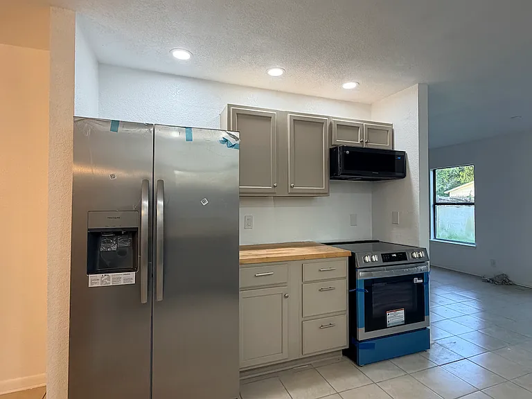 10475 Canyon Vlg — Photo 4