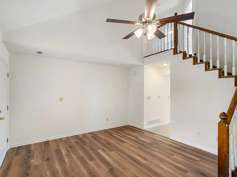 4302-4304 Cheryl Ct. — Photo 8