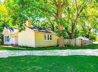 1100 W Olive St, Rogers, AR 72756