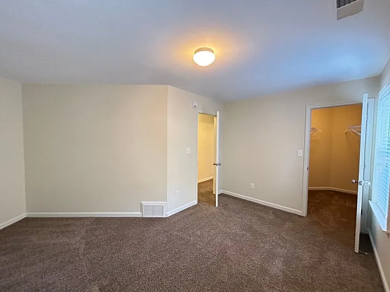 1372 Island Town Dr — Photo 29