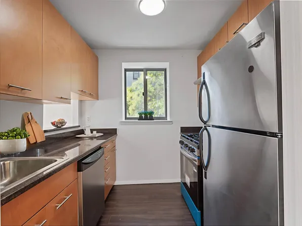 2360 Amsterdam Avenue image 17 of 17