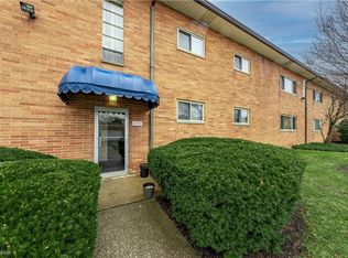1742 Wagar Rd APT 205, Rocky River, OH 44116