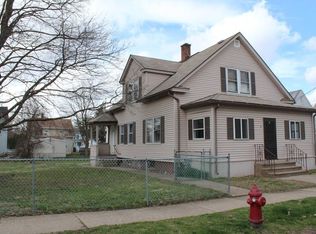 9 Frederick St, Westfield, MA 01085