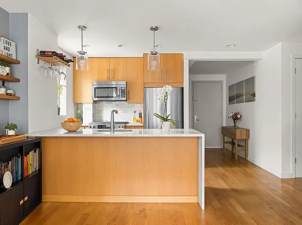 823 Classon Ave APT 4B, Brooklyn, NY 11238