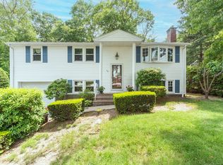 26 Kimberly Ln, Randolph, MA 02368