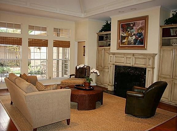 5th image of 260 Park Valley Dr