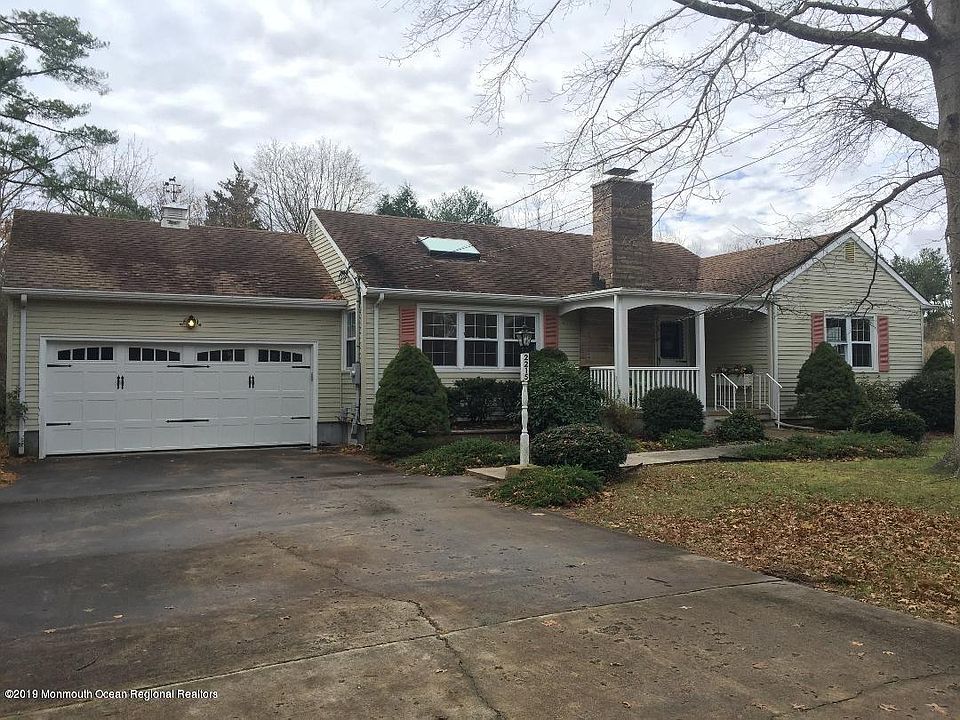 1st image of 2215 Ramshorn Dr
