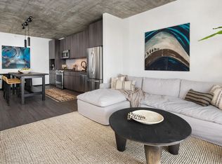 1358 W Randolph St #409, Chicago, IL 60607