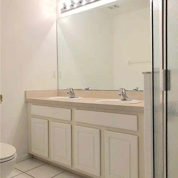 8073 Pacific Beach Dr — Photo 14
