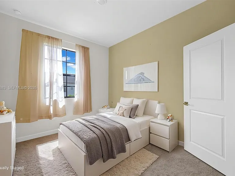 1130 SW 6th Ct — Photo 37