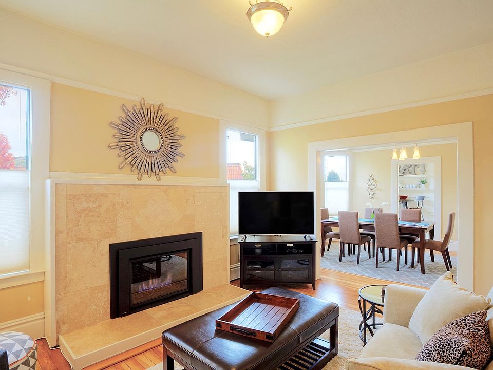 1st image of 34 Sunnyside Ave