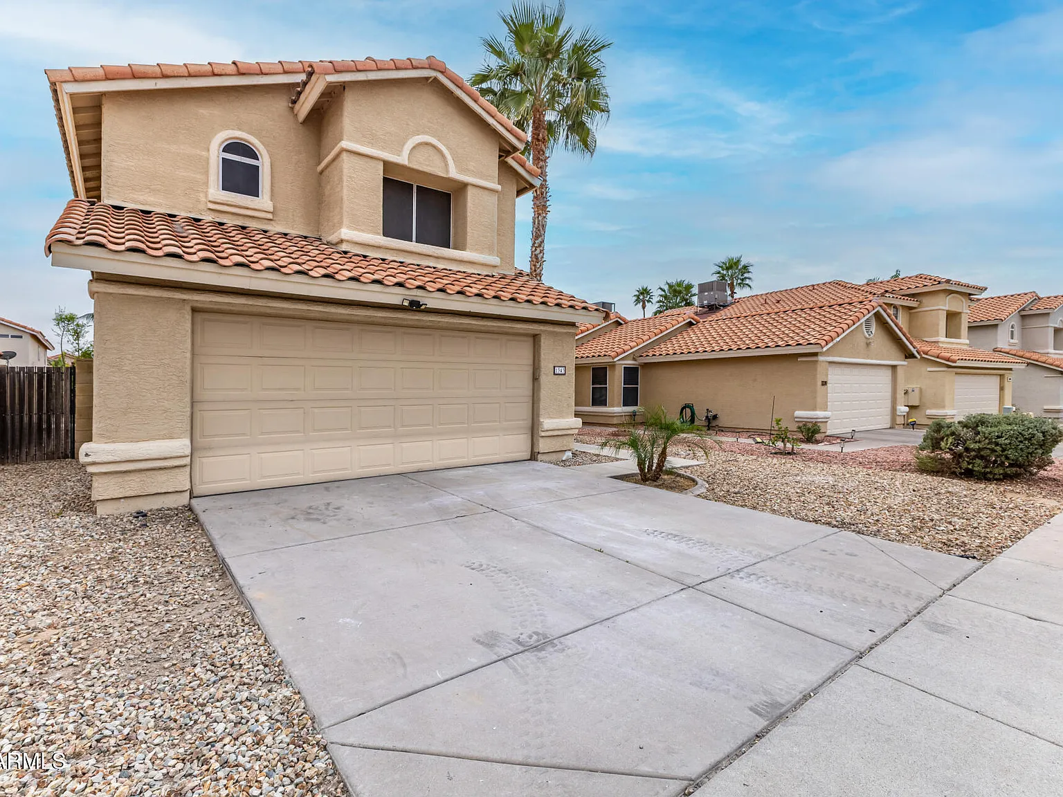 3 bed, 2.5 bath, 1852 sqft, $2,350 — Photo 4