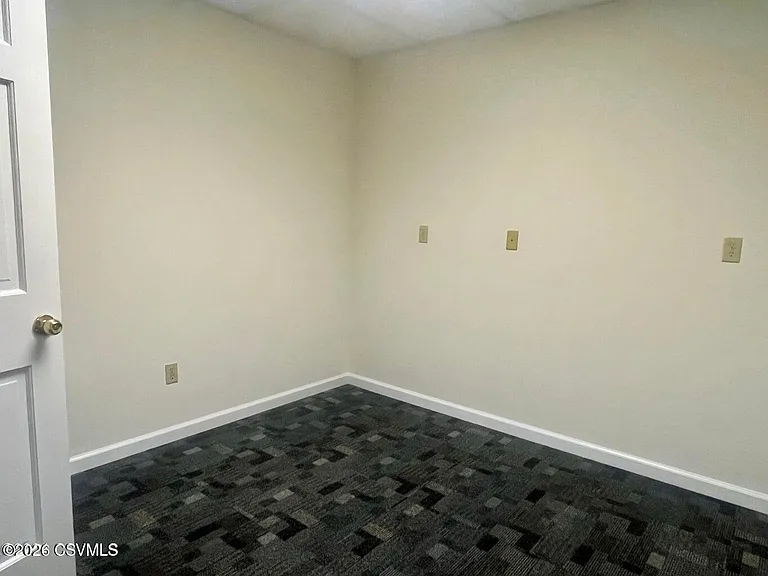 1157 Westbranch Hwy — Photo 6