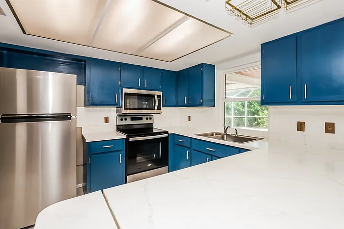5946 Stringfellow Rd — Photo 9
