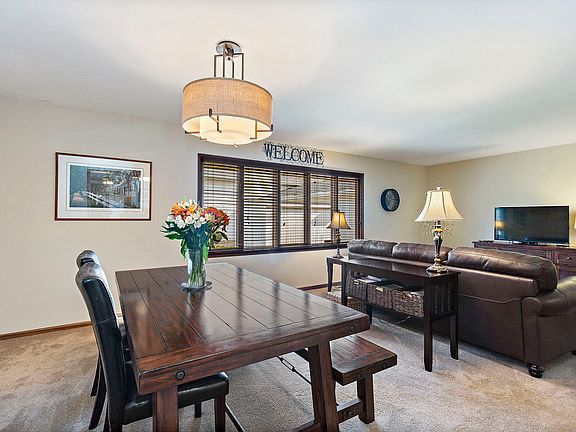 4th image of 908 Kehoe Dr