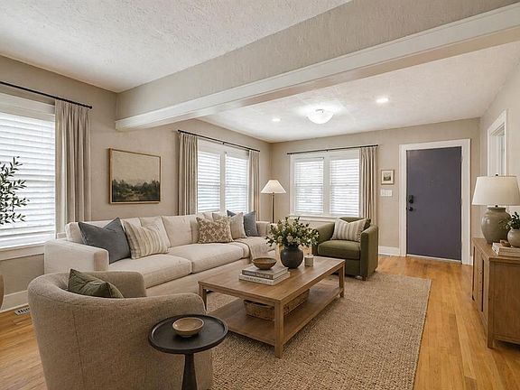 2nd image of 614 N University Blvd