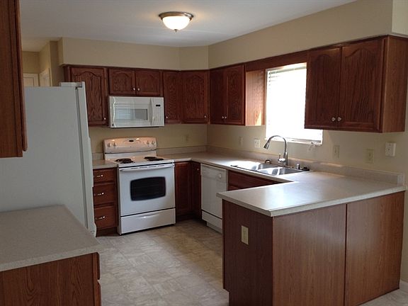5th image of 6445 Deermeade Dr