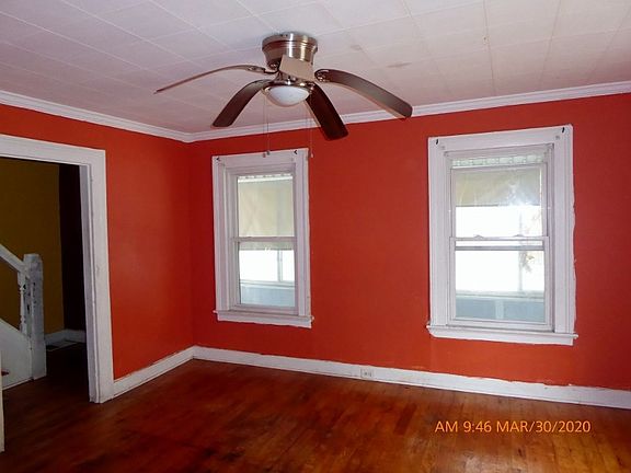 Additional Living Room