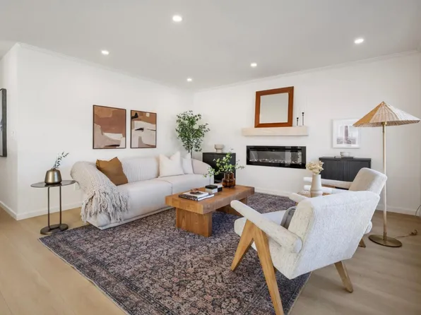 1444 Flores Dr, Pacifica, CA 94044