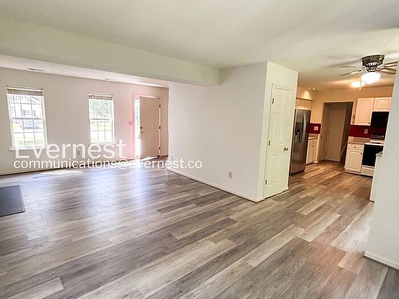 4th image of 3985 Longhill Station Rd