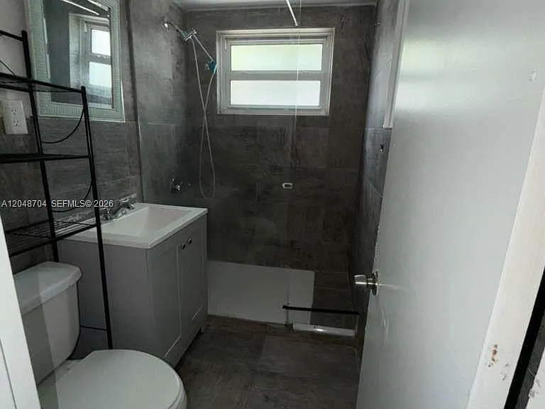 1600 Pennsylvania Ave #7 — Photo 6