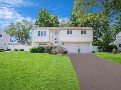 91 Rhode Island Avenue, Bay Shore, NY, 11706
