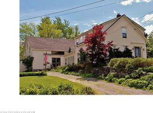 6 Beach Rd, Lincolnville, ME 04849