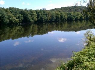 540 Ampthill Rd, Cartersville, VA 23027