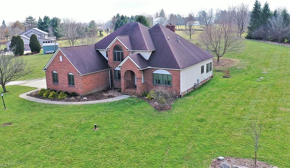 1st image of 3780 Sweet Briar Dr