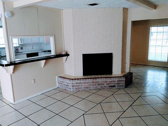 5th image of 9227 Claridge Dr