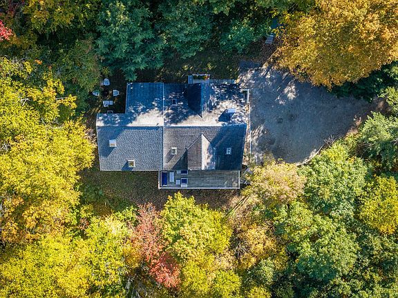 2nd image of 2313 Barnumville Road