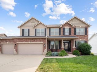 1429 Victoria Square Ct, O Fallon, IL 62269