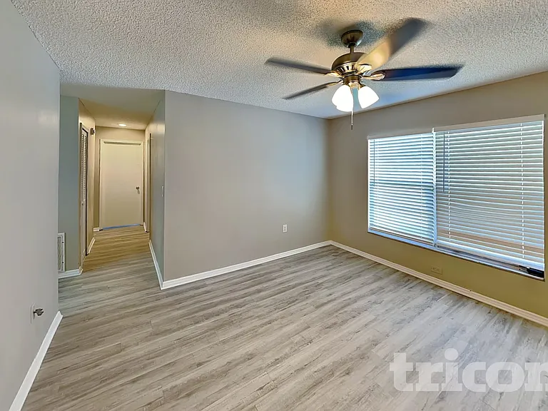 3352 Merchant Ter — Photo 3