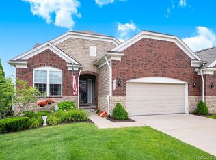 3950 Rainier Dr, Howell, MI 48843