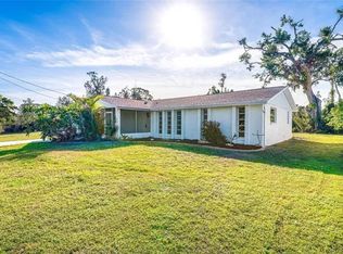 212 Hibiscus St, Nokomis, FL 34275