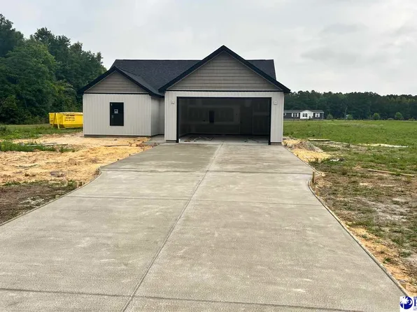 1536 E Carolina Ave, Hartsville, SC 29550