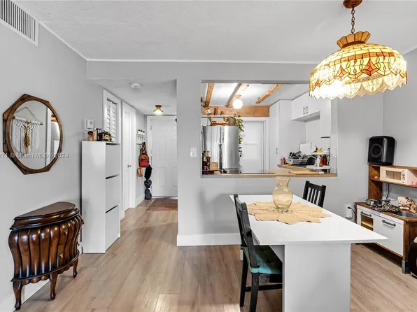 1850 NE 169th St APT 203, North Miami Beach, FL 33162