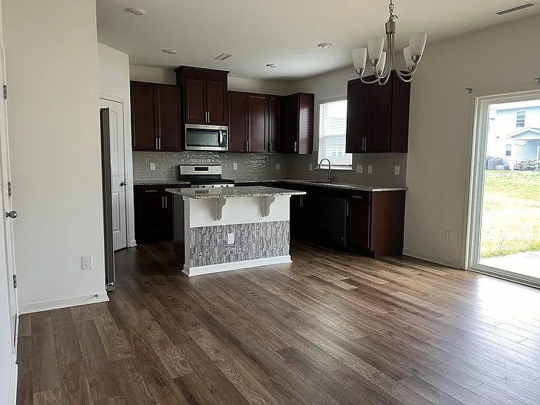 342 Summer Ranch Dr — Photo 8
