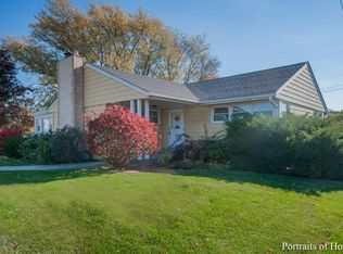 17W175 Butterfield Rd, Oakbrook Terrace, IL 60181