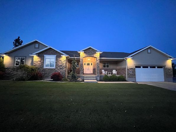 3037 W Ridgeline Rd