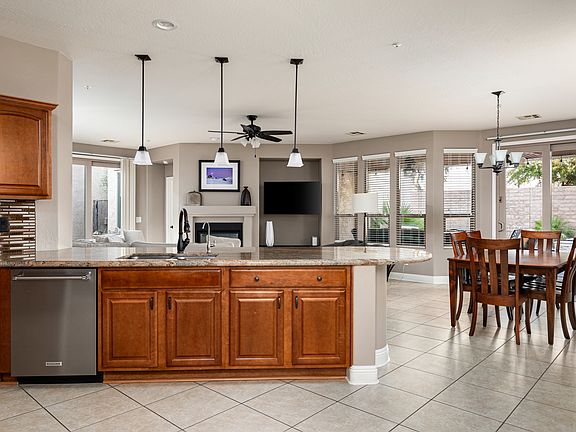 5th image of 12976 W Kokopelli Dr