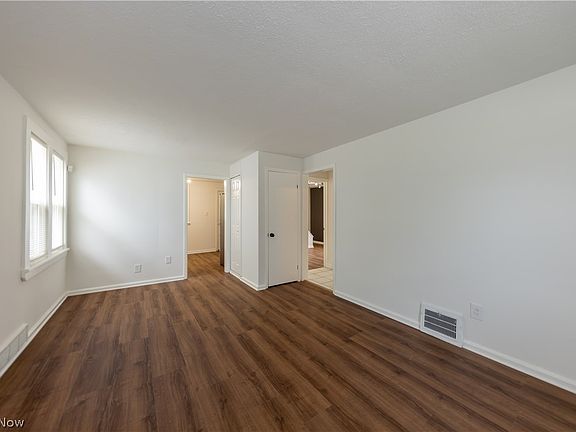 4th image of 4688 E 173rd St