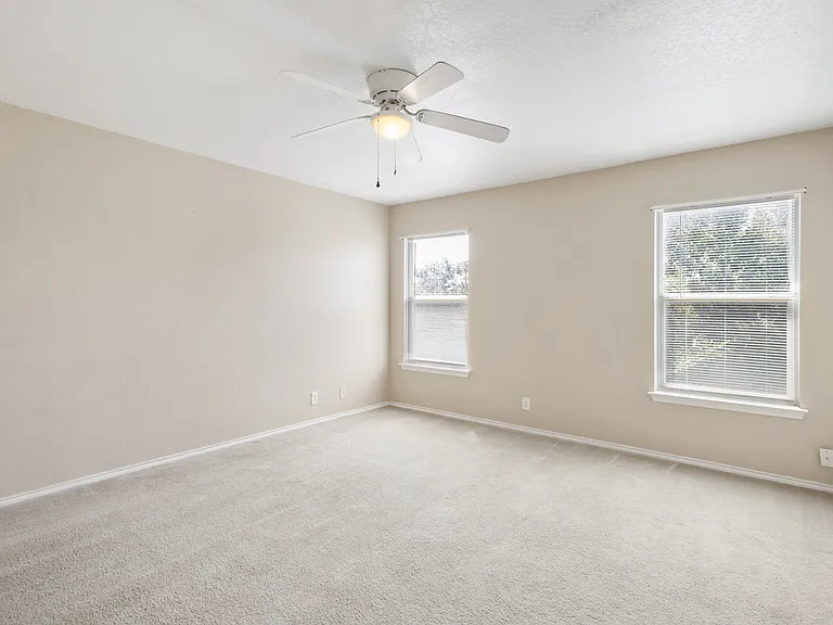 372 Copper Hill Dr — Photo 15