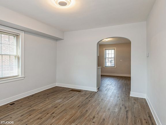 5th image of 5348 S Merrimac Ave