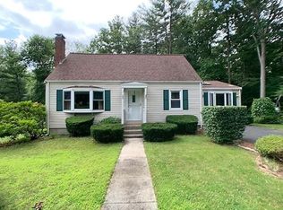 18 Brookside Dr, Foxboro, MA 02035