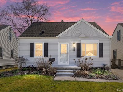 19708 Avalon St, Saint Clair Shores, MI, 48080