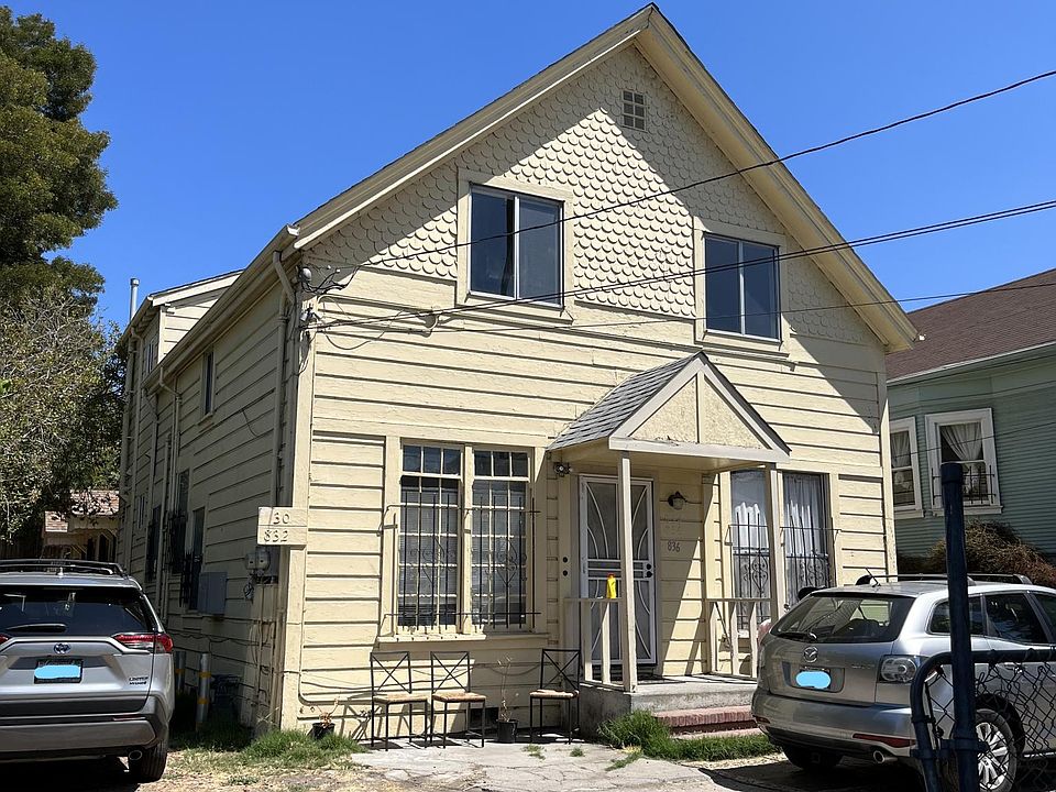 1st image of 834 E 20th St