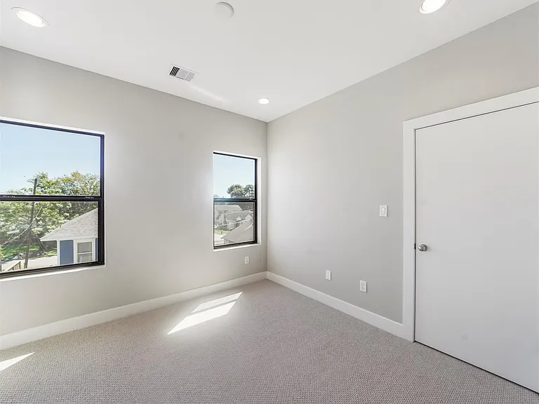 1607 Milby St #B — Photo 13